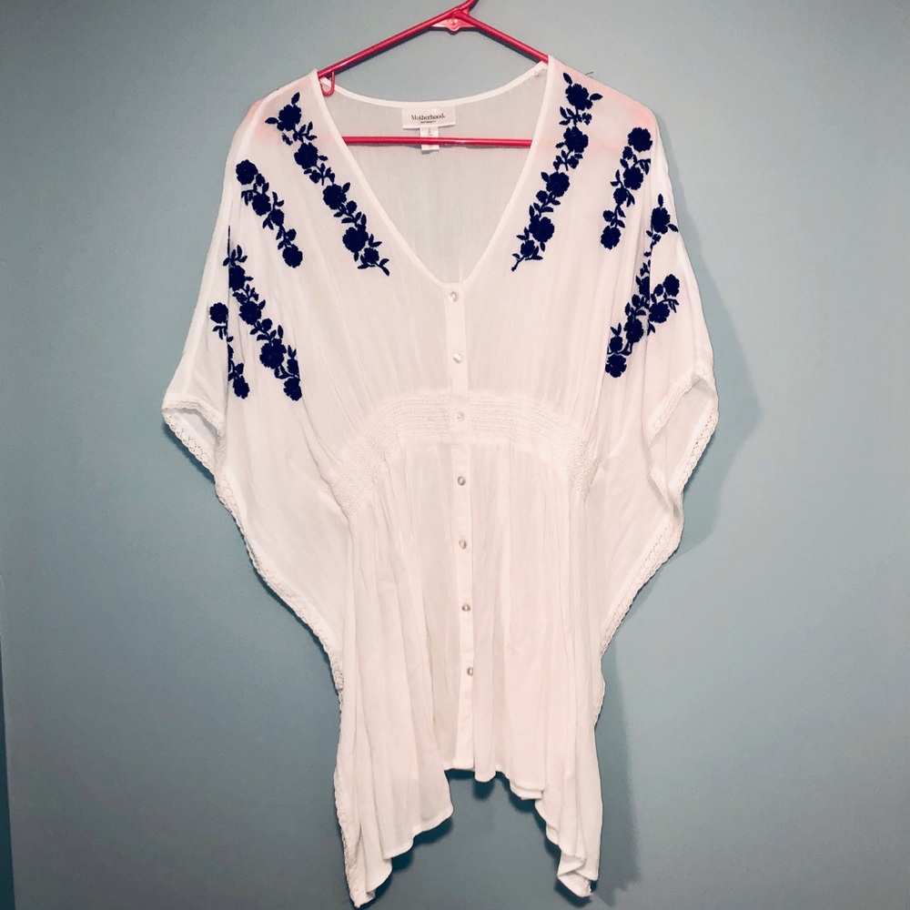 Motherhood maternity top white blouse size small!